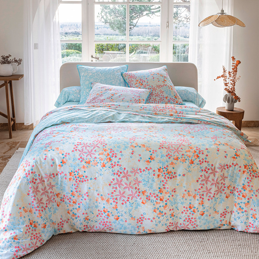 The Song of Flowers Duvet Cover