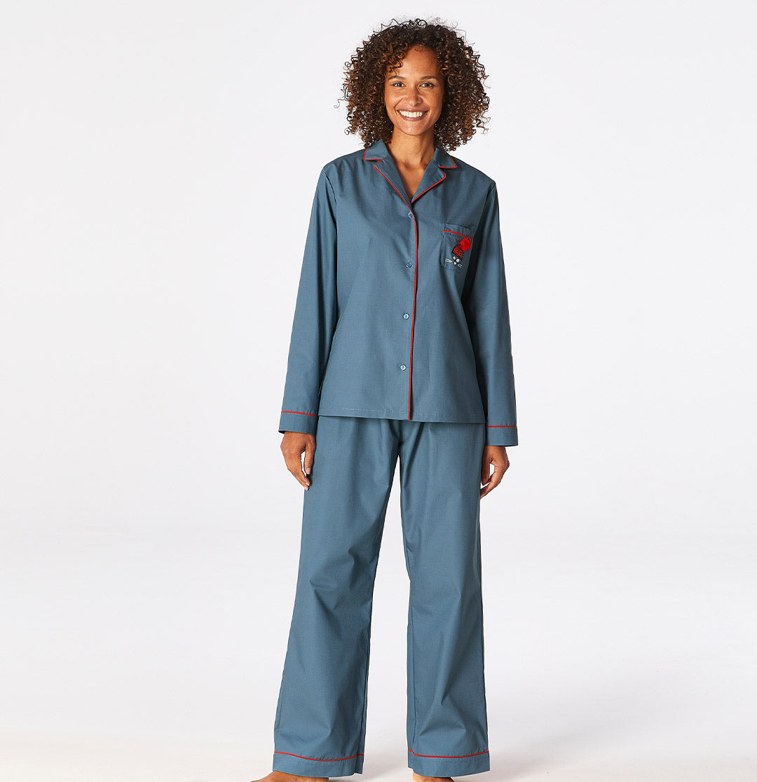 Feline trickster Buttoned pajamas
