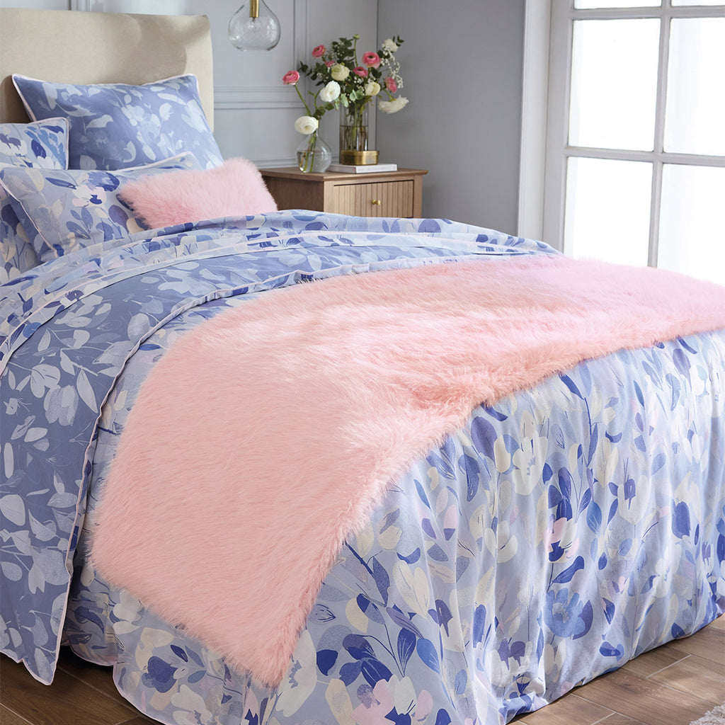 Cocoon blush Bed runner