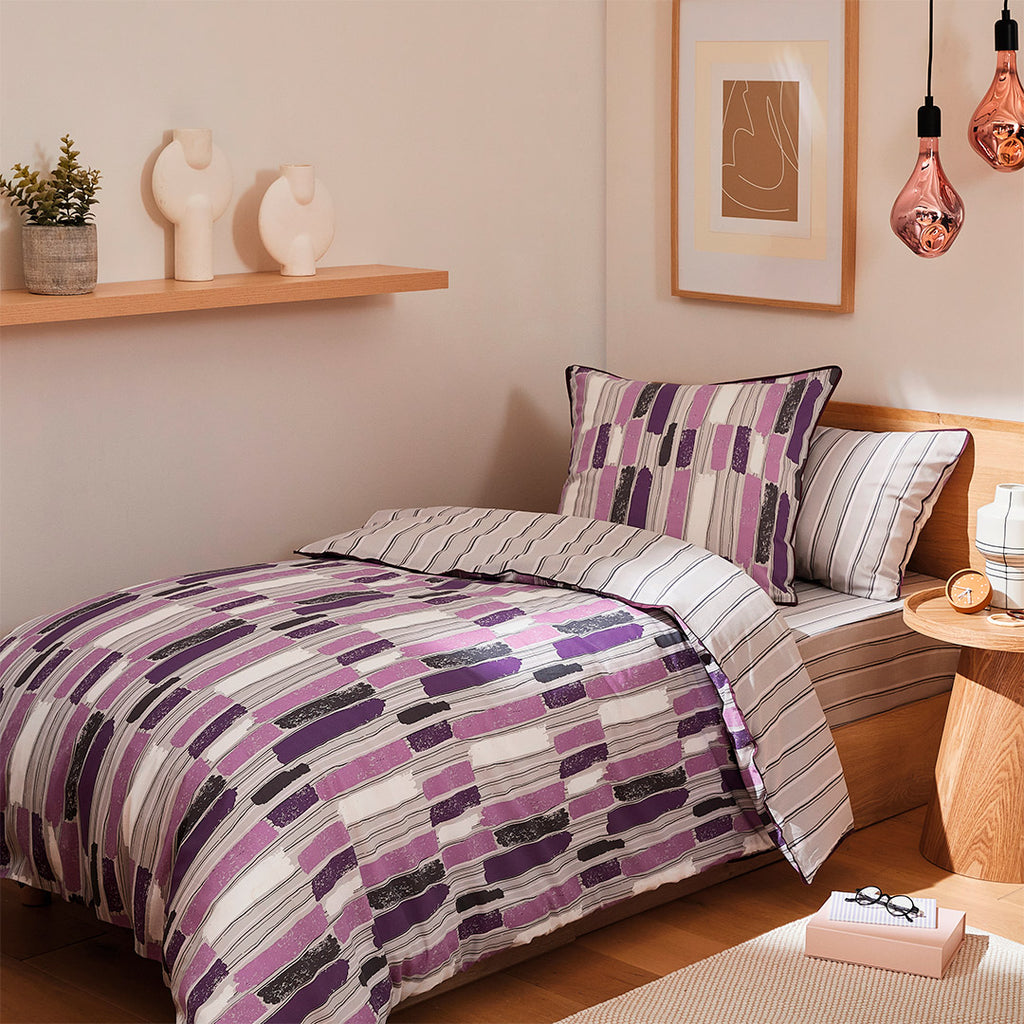 Amethyst Shards Duvet Cover